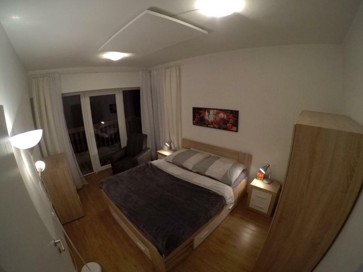 Apartman Reggie - เปตส์ปอตสเนซโค ภายนอก รูปภาพ